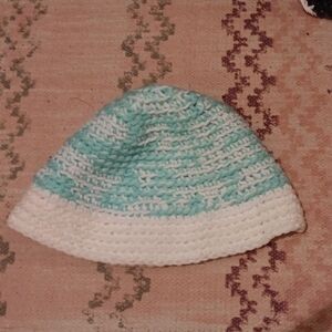 Cozy White and Green Hat Beanie NEW